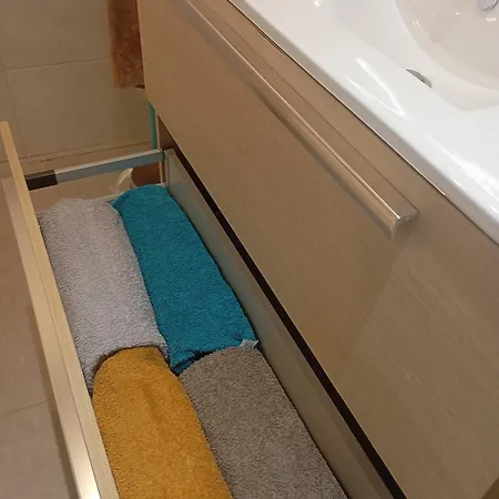 Logis Douillet Plein Centre Du Village Aubigné-Racan