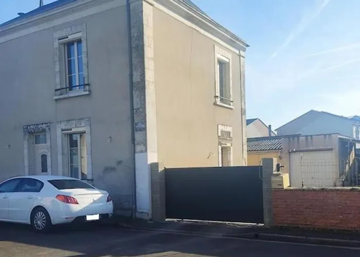 Apartment Logis Douillet Plein Centre Du Village Aubigné-Racan