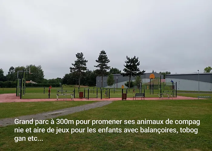 Logis Douillet Plein Centre Du Village